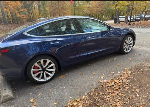 2018 Tesla Model 3 Long Range