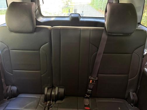 Black 2016 Chevrolet Suburban LT