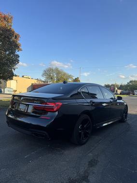 2018 BMW 750 i xDrive