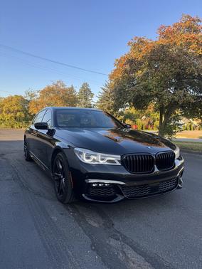 2018 BMW 750 i xDrive