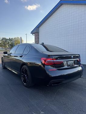 2018 BMW 750 i xDrive
