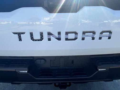 White 2022 Toyota Tundra SR5