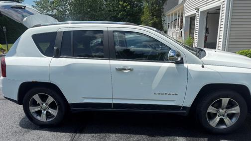 White 2017 Jeep Compass High Altitude