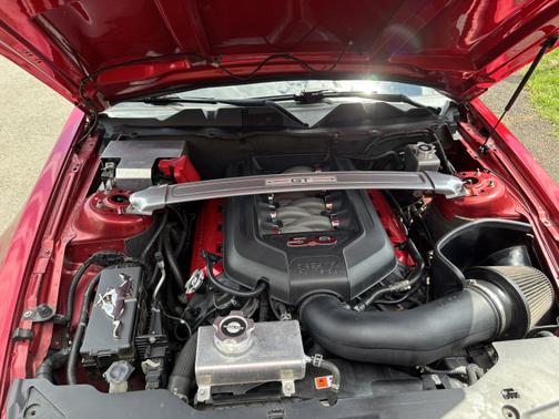 2012 Ford Mustang GT Premium