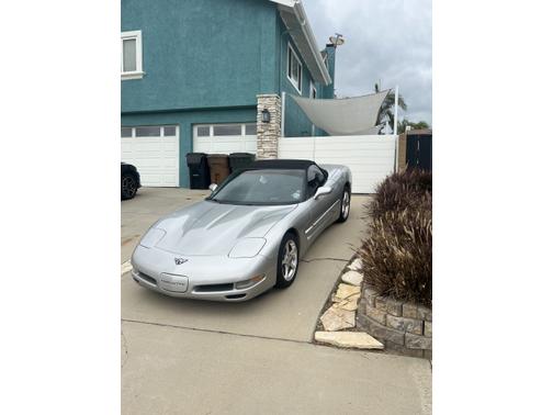 2004 Chevrolet Corvette Base