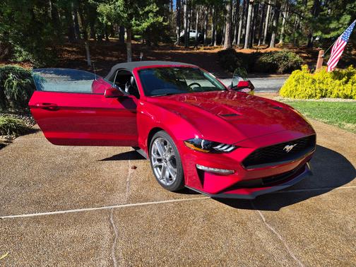 2023 Ford Mustang EcoBoost Premium