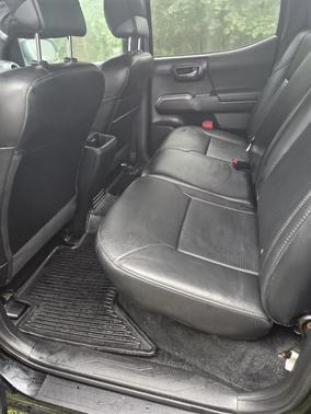 Black 2018 Toyota Tacoma TRD Off Road