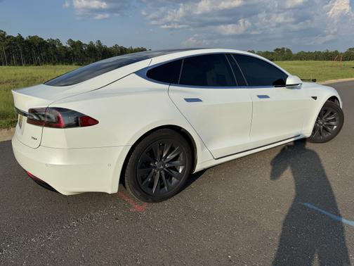 2018 Tesla Model S 75D