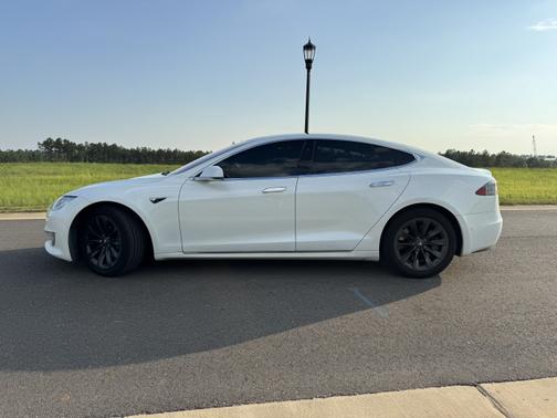 2018 Tesla Model S 75D