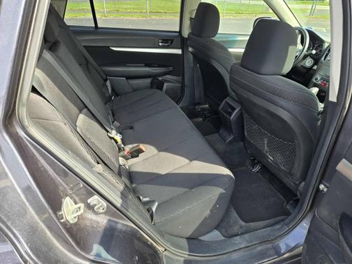 2010 Subaru Outback 2.5 i Premium