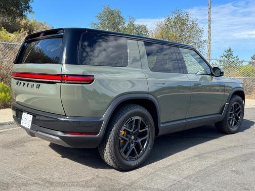 Green 2027 Rivian R2 Performance