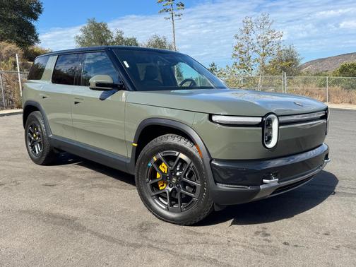 Green 2027 Rivian R2 Performance