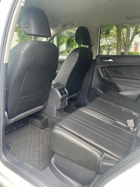 White 2022 Volkswagen Tiguan 2.0T SE