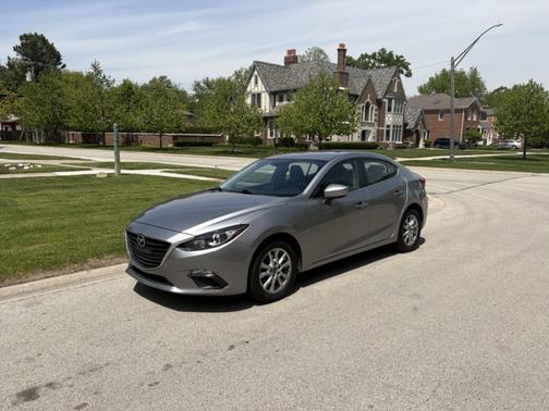 Silver 2016 Mazda Mazda3 i Sport