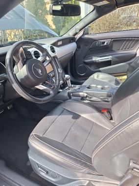 2017 Ford Mustang EcoBoost Premium