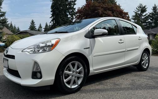 2013 Toyota Prius c Four