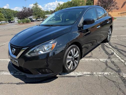 Black 2019 Nissan Sentra SV