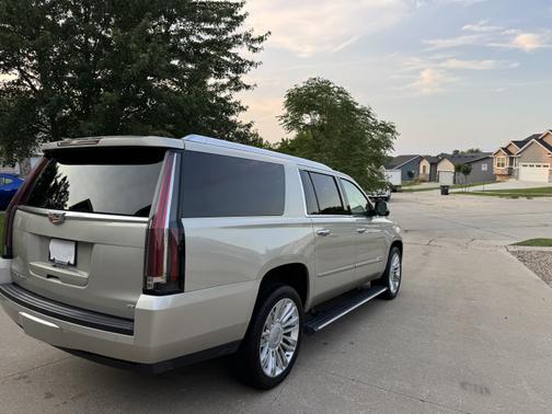 2015 Cadillac Escalade ESV Platinum