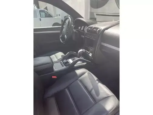 2010 Porsche Cayenne Cayenne