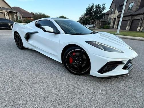 White 2020 Chevrolet Corvette Stingray w/3LT
