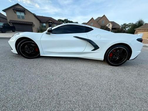 White 2020 Chevrolet Corvette Stingray w/3LT