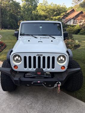 White 2011 Jeep Wrangler Mojave