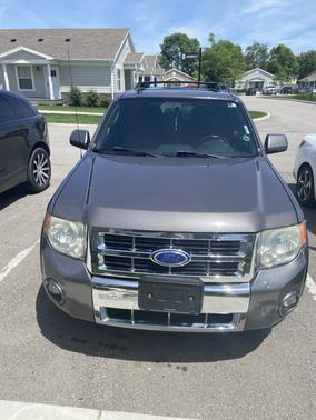 Gray 2011 Ford Escape Limited