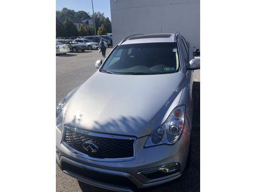 Silver 2017 INFINITI QX50 Base