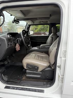 2005 Hummer H2 Base