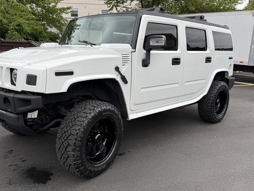 2005 Hummer H2 Base