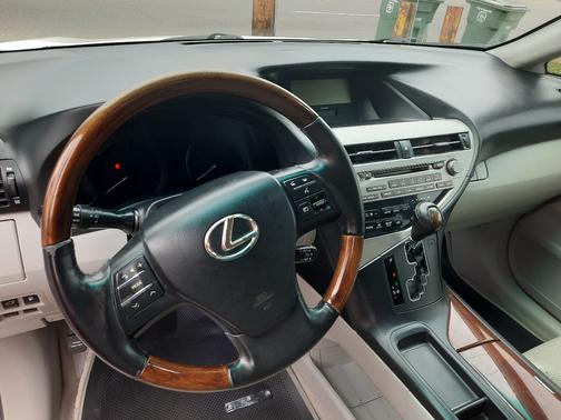 White 2010 Lexus RX 350 Base
