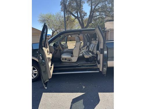 2004 Ford F-150 Lariat SuperCab