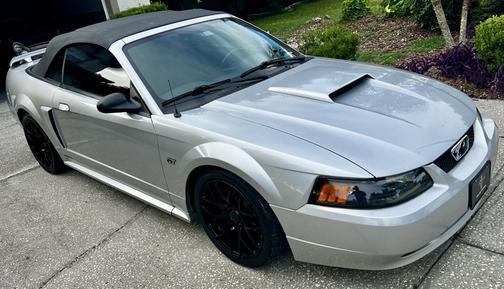 2001 Ford Mustang GT