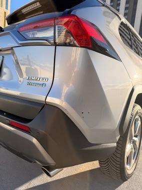 Silver 2019 Toyota RAV4 Hybrid Limited