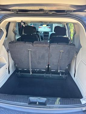 Gray 2016 Dodge Grand Caravan SXT