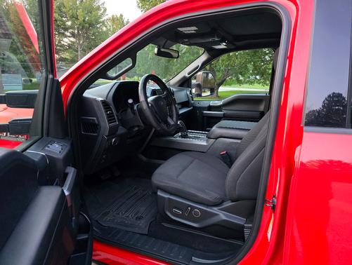 Red 2018 Ford F-150 XLT