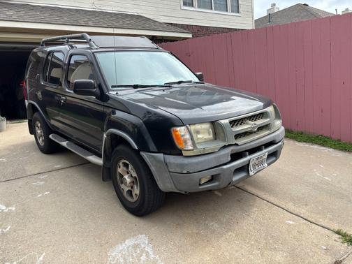 2000 Nissan Xterra SE