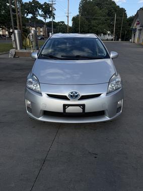 Silver 2010 Toyota Prius IV