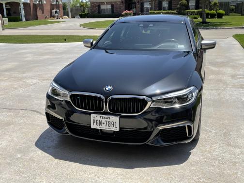 Photo 5 of 11 of 2018 BMW M550 i xDrive