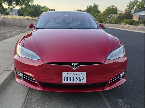 2018 Tesla Model S 75D
