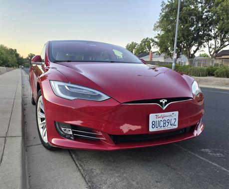 2018 Tesla Model S 75D