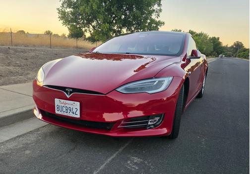2018 Tesla Model S 75D