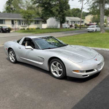 2002 Chevrolet Corvette Base
