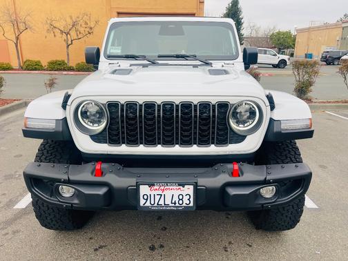 2025 Jeep Wrangler Rubicon X