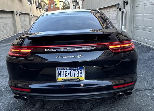 2017 Porsche Panamera Panamera 4S