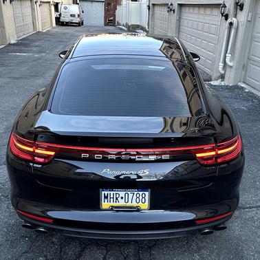 2017 Porsche Panamera Panamera 4S