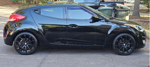 Black 2013 Hyundai Veloster Base