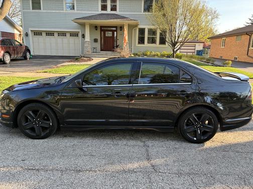 Black 2011 Ford Fusion Sport