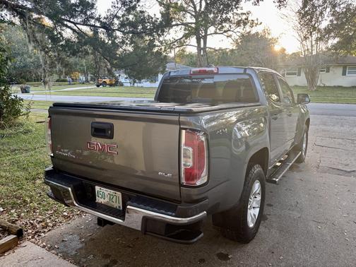 2018 GMC Canyon SLE