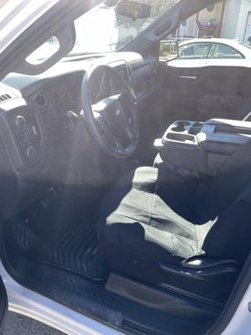 White 2020 Chevrolet Silverado 1500 Custom